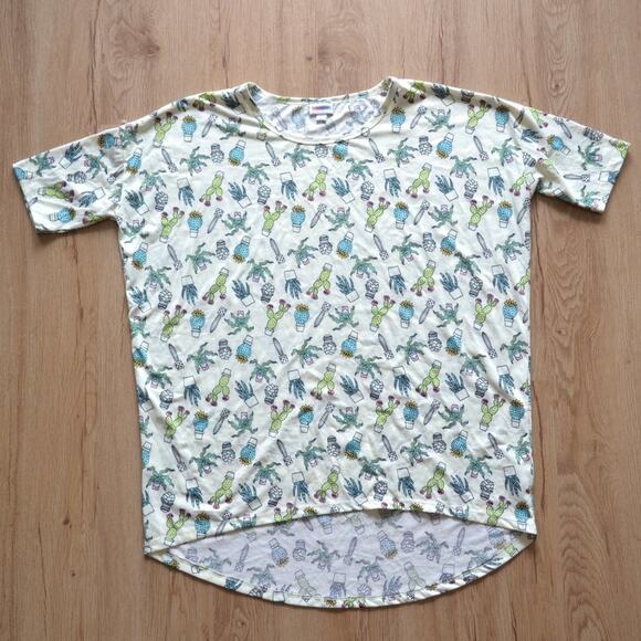 LuLaRoe Tops - LuLaRoe Cactus Tee Size L